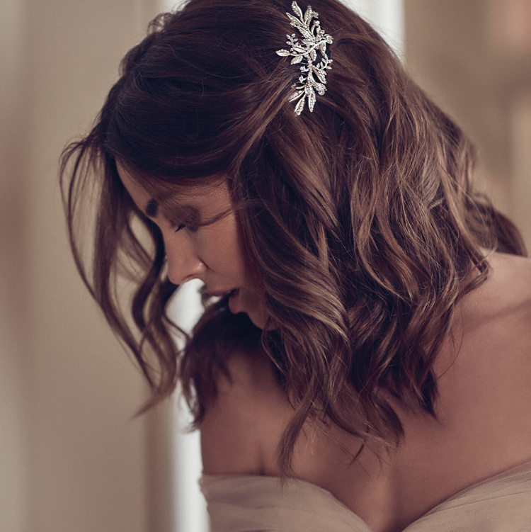 Romantic Side Curls