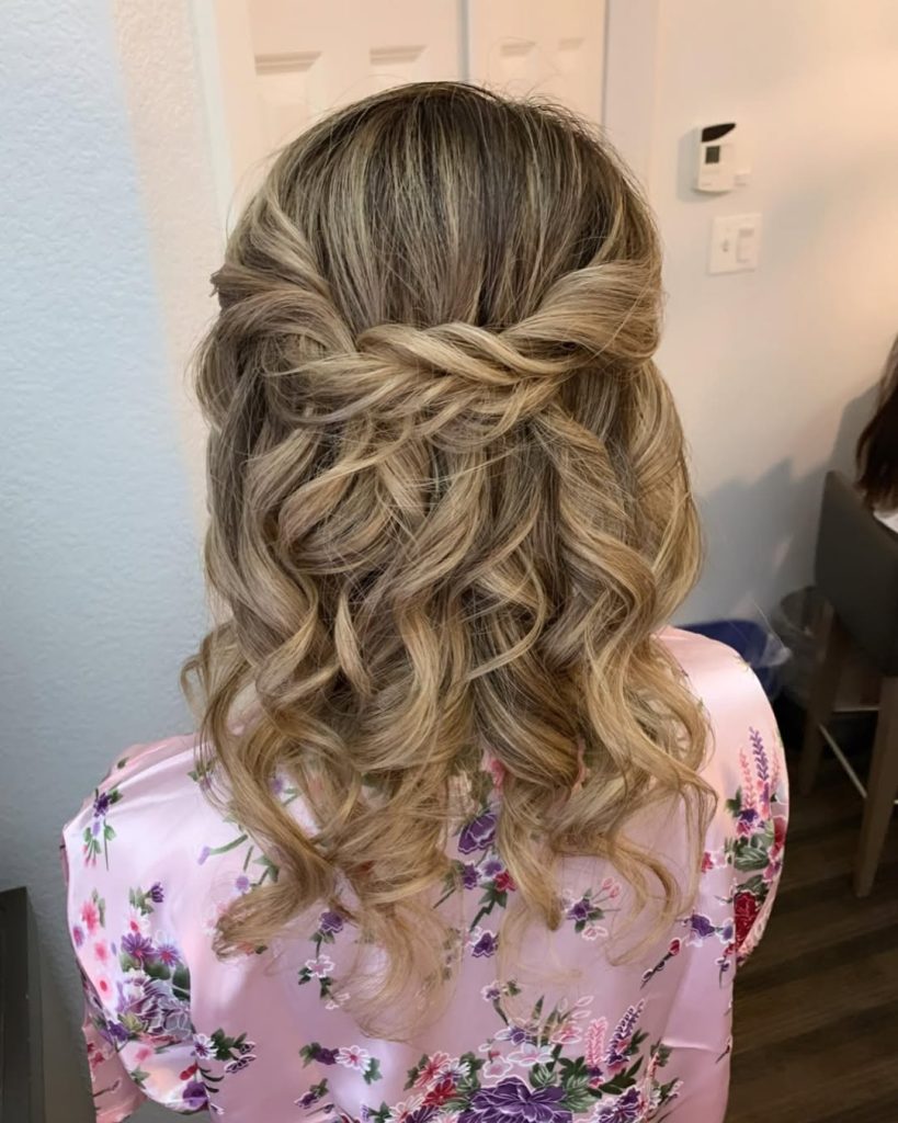 Sleek Twist & Flow