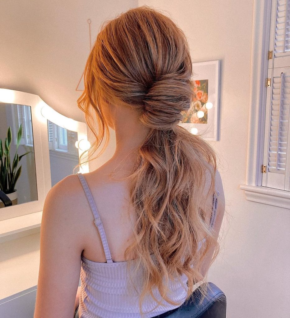 Knotted Pony