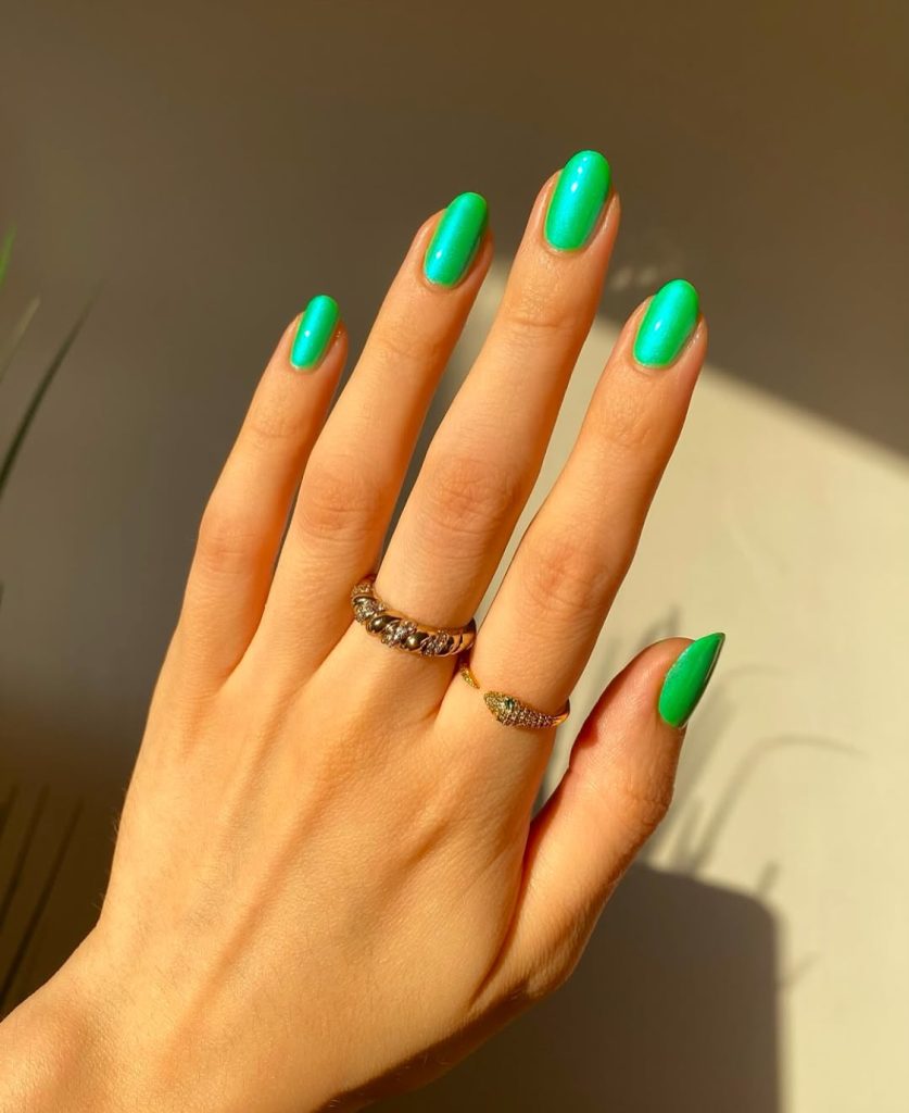 Sunshine Shade Nails