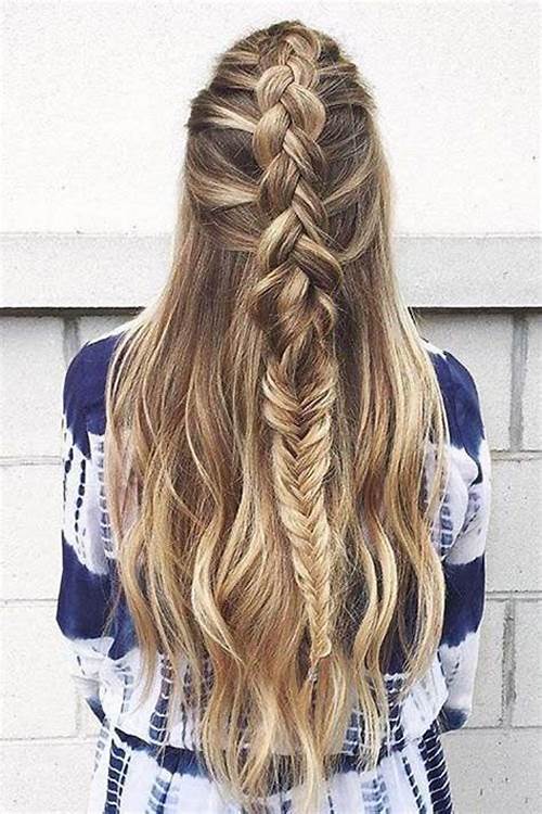 Knotted Pony

