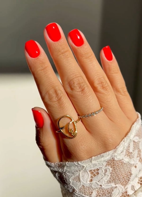 Tomato Nails