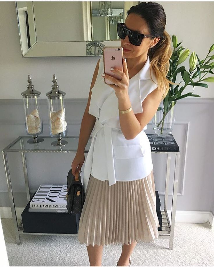 Sleek Windy Skirt

