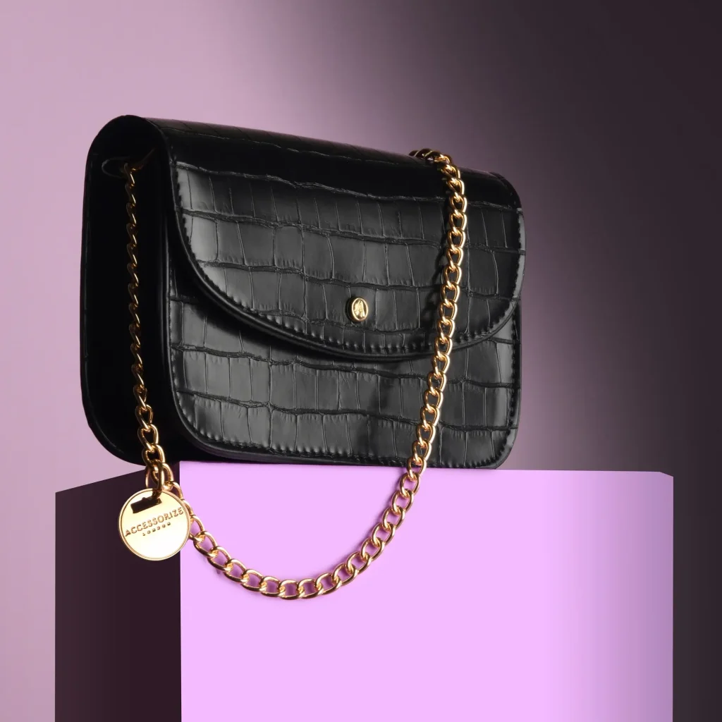 Chain Crossbody

