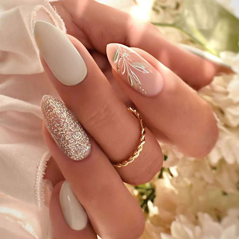 Whispering Glittering Glaze

