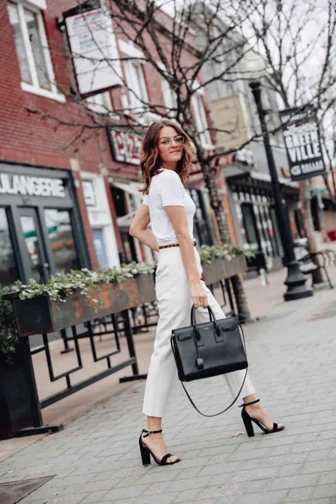 Monochrome Work Style

