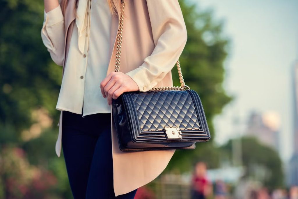 Black Sleek
