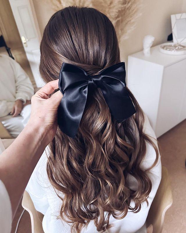 Satin Ribbon Flow
