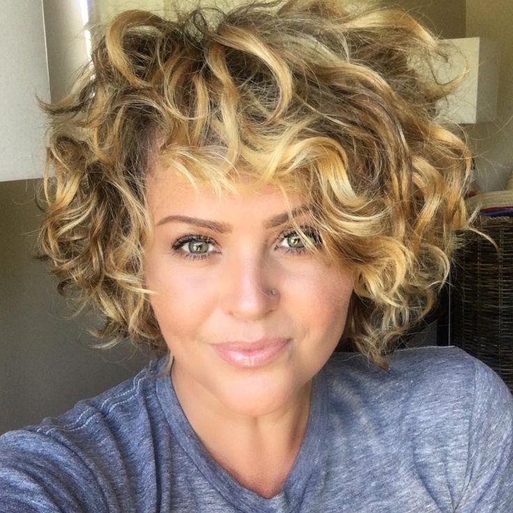 Sophisticated Short Spiral Curls